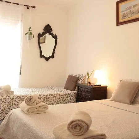Best Location In Nazare, 1 Min To Beach *